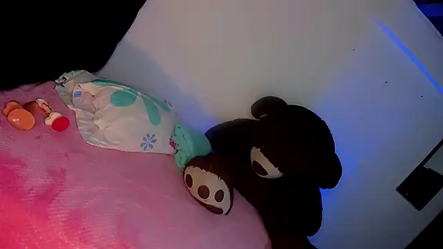 Maryonthemoon online show from 02/14/25, 06:56