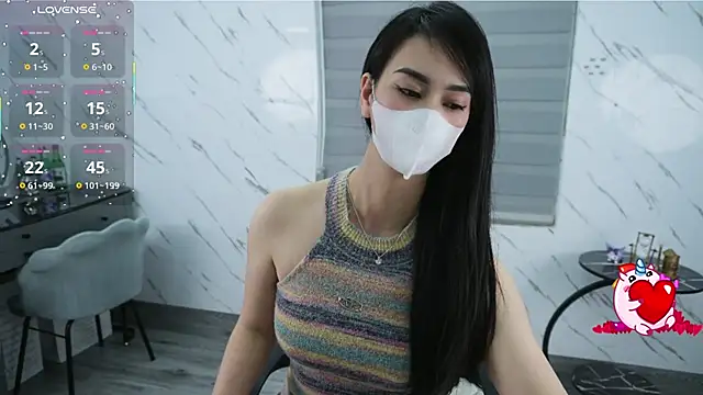 -----Sue----- online show from 10/05/25, 01:37