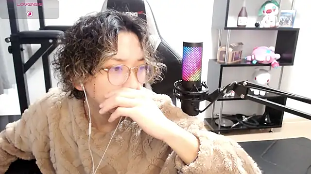 Shizukuu online show from 03/09/25, 04:27