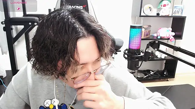 Shizukuu online show from 03/16/25, 03:50