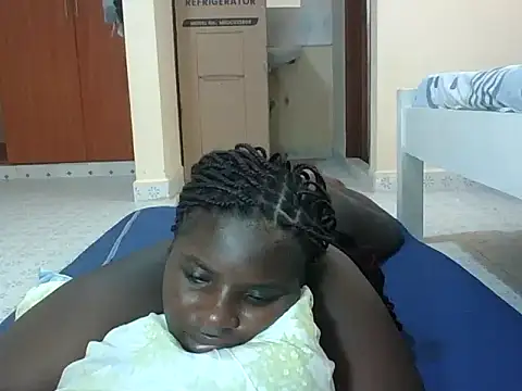 hotebbbyy online show from 01/19/26, 06:39