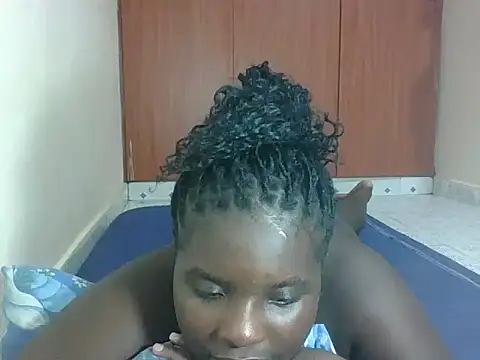 hotebbbyy online show from 03/10/26, 03:11