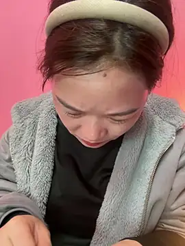 Hellen 111 online show from 03/11/25, 01:16