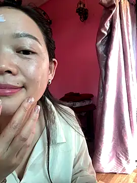 Hellen 111 online show from 09/12/25, 08:14