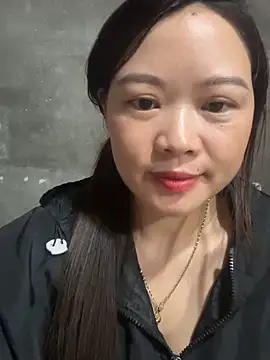 Hellen 111 online show from 10/05/25, 12:36