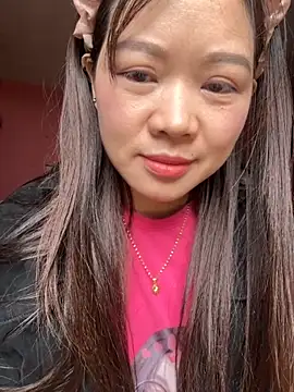 Hellen 111 online show from 10/17/25, 02:04