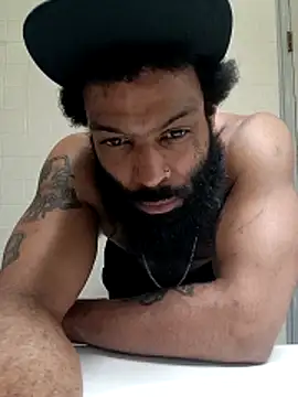 Snapshot of T92bbc chatting on 04/04/26, 09:40 T92bbc online show from 04/04/26, 09:40