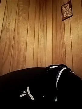 Snapshot of T92bbc chatting on 04/09/26, 12:10 T92bbc online show from 04/09/26, 12:10