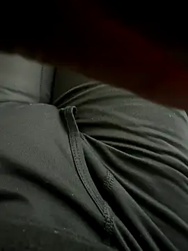 Big-dick 1 online show from 10/28/25, 06:21