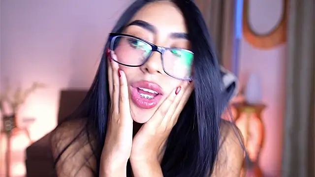 Sara albrecht online show from 12/30/24, 07:00