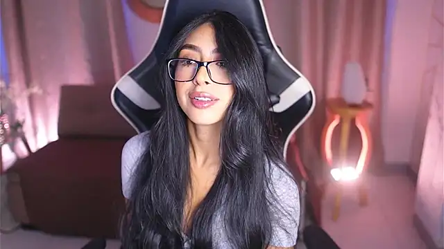 Snapshot of Sara_albrecht chatting on 02/01/25, 01:20 Sara albrecht online show from 02/01/25, 01:20