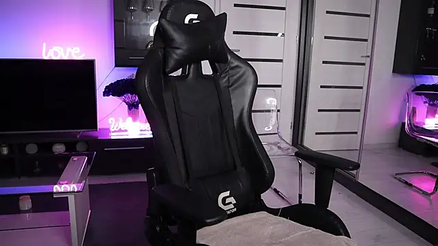 Beauty Anne online show from 11/26/25, 06:58