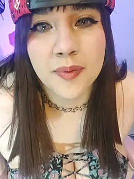 ItsNaiixa online show from 02/16/25, 04:21