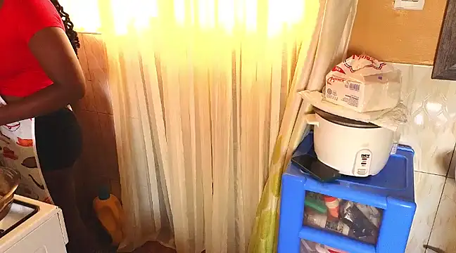 WyvaxxNikkie online show from 03/08/25, 12:52