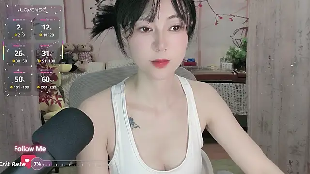 Lisa-s online show from 10/10/25, 01:21