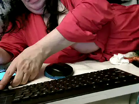 WHITEDAROSE online show from 01/20/25, 05:27