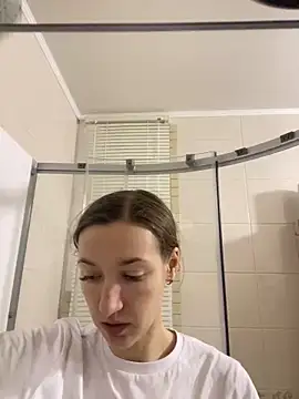 KateRedgar online show from 03/02/25, 03:27