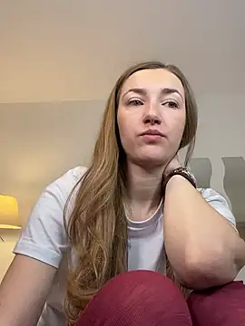 KateRedgar online show from 03/03/25, 01:31