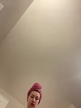 KateRedgar online show from 03/12/25, 09:44