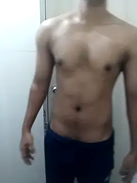 Snapshot of hottboy_39 chatting on 12/11/24, 05:10 hottboy 39 online show from 12/11/24, 05:10