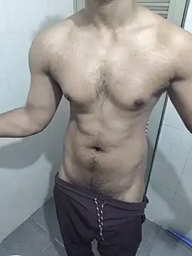 Snapshot of hottboy_39 chatting on 06/20/26, 05:43 hottboy 39 online show from 06/20/26, 05:43