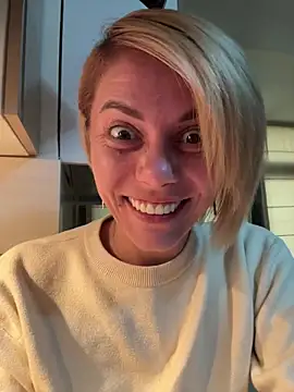 tanyagrey online show from 10/27/25, 06:50