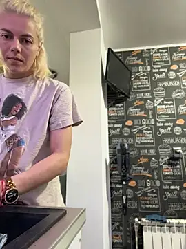 tanyagrey online show from 05/27/26, 06:32