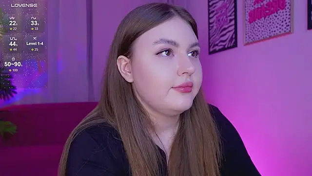 Mia  Peach online show from 02/19/25, 01:40