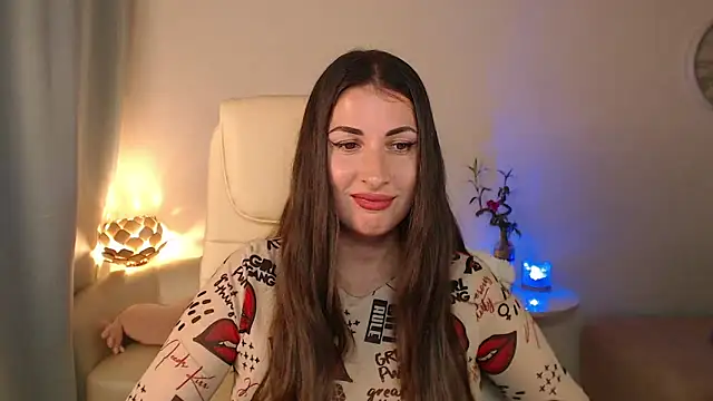 Snapshot of MaryMalory11 chatting on 06/21/26, 04:31 MaryMalory11 online show from 06/21/26, 04:31