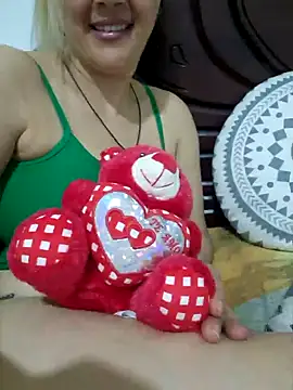 lamorbosa37 online show from 02/18/25, 11:00