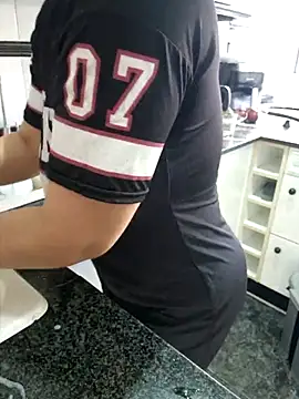 lamorbosa37 online show from 02/21/26, 03:02