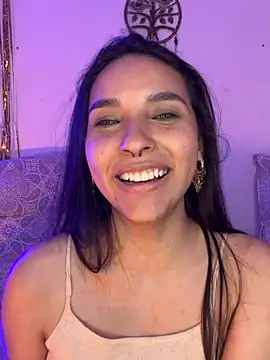 ThaliaRivera  online show from 02/04/25, 01:56