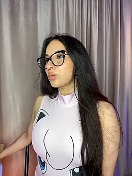 ThaliaRivera  online show from 02/25/25, 12:03