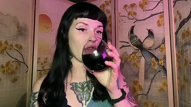 Marcelinegoddess online show from 06/04/26, 02:50
