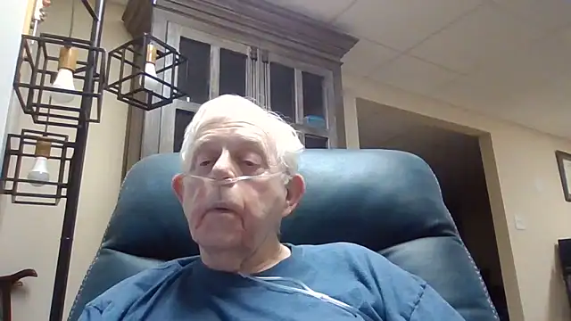 Snapshot of bootlegmanz chatting on 06/17/26, 06:53 bootlegmanz online show from 06/17/26, 06:53