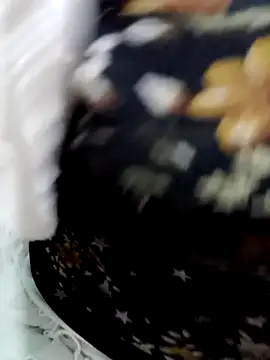 Snapshot of Tuo8702 chatting on 03/18/25, 11:53 Tuo8702 online show from 03/18/25, 11:53