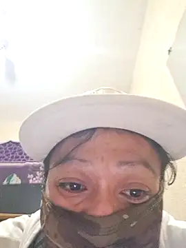 miicheele32 online show from 01/07/26, 12:24