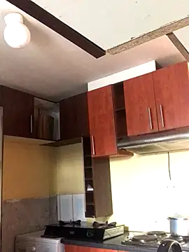 Snapshot of SmallGoodNutts chatting on 11/09/25, 06:01 SmallGoodNutts online show from 11/09/25, 06:01