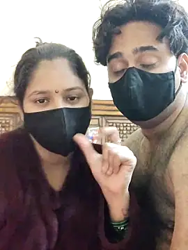 IND COUPLE1 online show from 01/14/25, 12:45