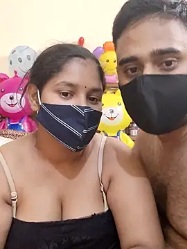 IND COUPLE1 online show from 02/24/25, 06:47