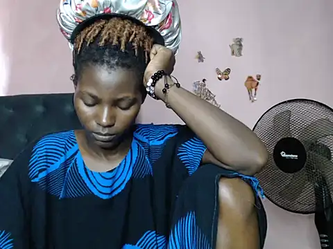 TrishaKalid online show from 03/13/25, 10:57