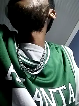 Snapshot of Dickey_sa chatting on 12/17/25, 07:20 Dickey sa online show from 12/17/25, 07:20