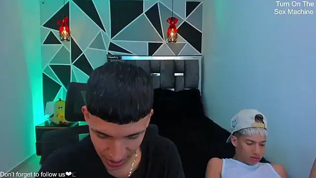 Juan Nd Steven online show from 04/08/26, 02:33