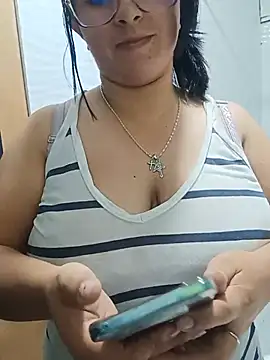  Angelinaandrade  online show from 07/09/26, 01:20