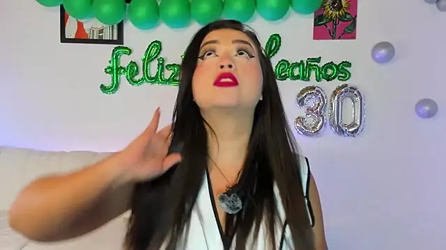 LiahDiaz online show from 11/24/25, 08:52