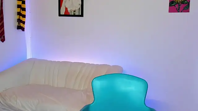 LiahDiaz online show from 11/30/25, 07:40