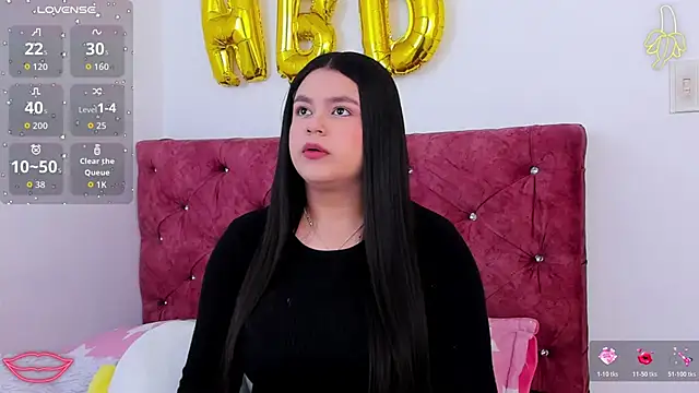 skyhotgirll online show from 04/01/26, 05:54