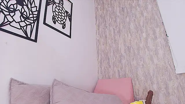 Snapshot of Brandhy_v chatting on 09/20/25, 12:06 Brandhy v online show from 09/20/25, 12:06