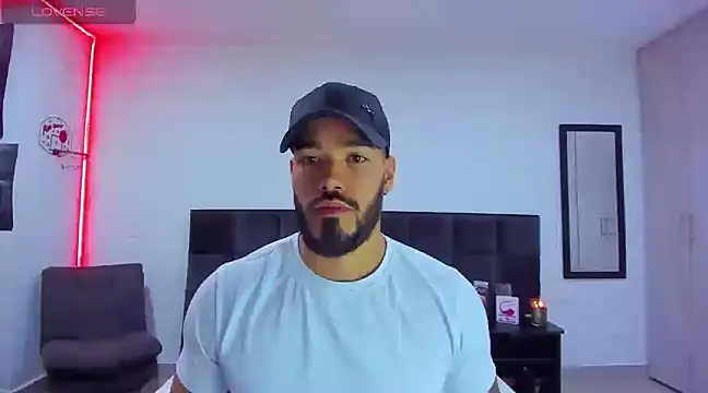 Alexander Martines online show from 02/18/25, 01:10