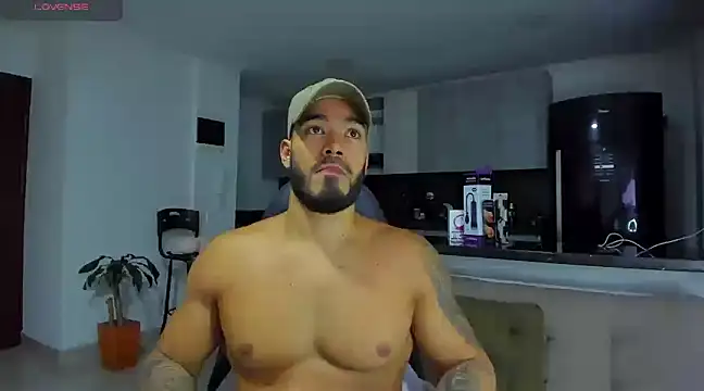 Alexander Martines online show from 03/13/25, 03:44